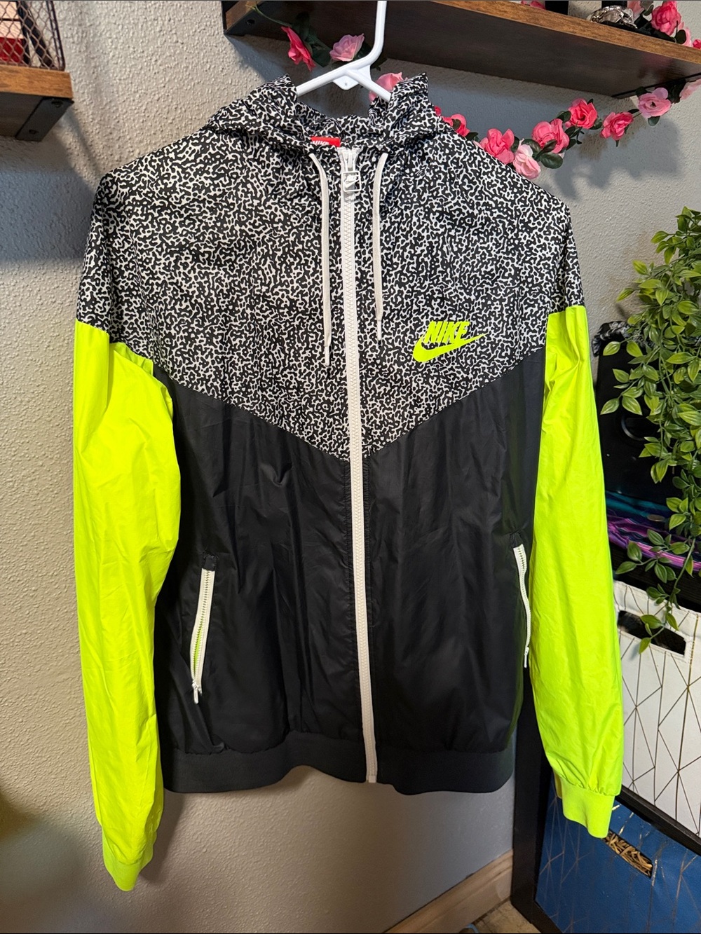 Nike Black with Neon Yellow Patterned Hooded Bomber Jacket